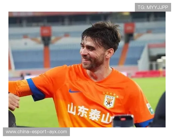 山东队金靴外援提前拒绝在鲁能提供的大合同签字！已现身新东家加练，韩鹏坐不住了