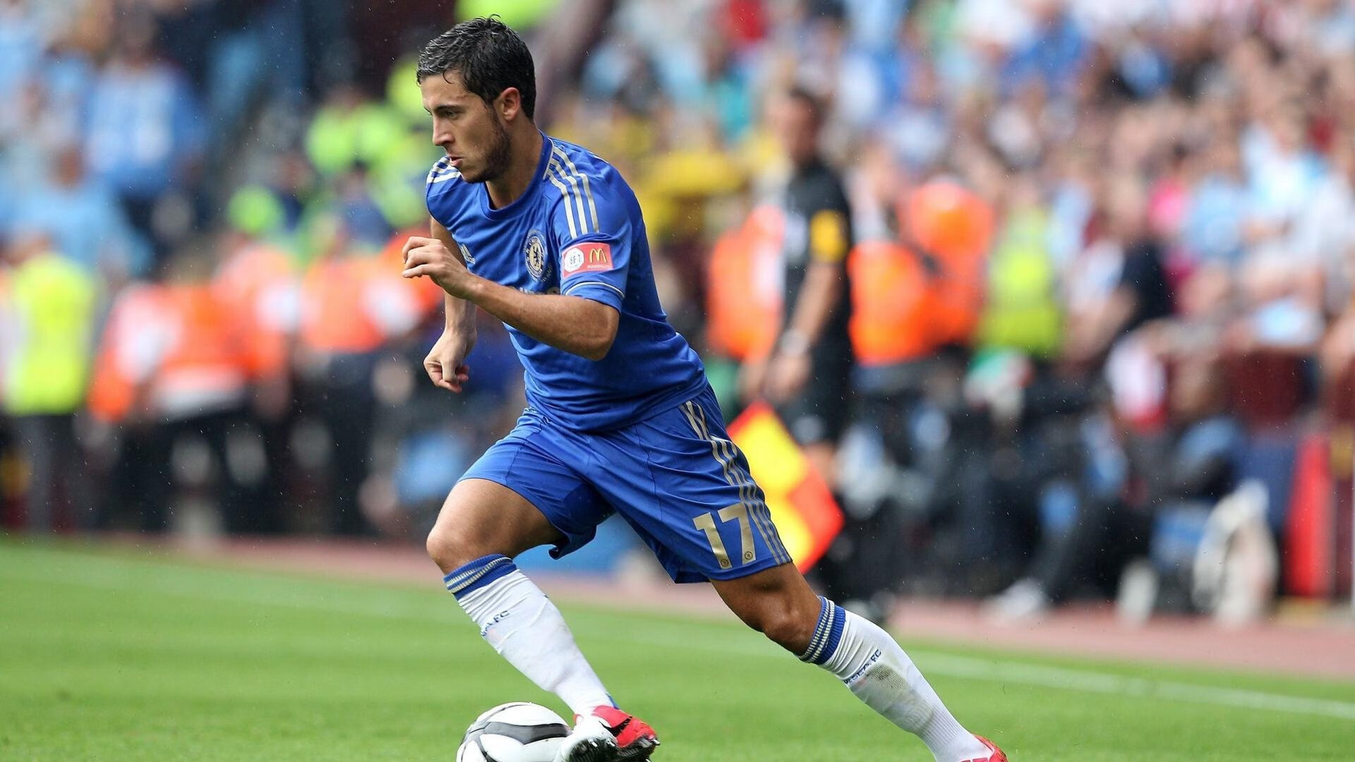 喜从天降！武汉三镇躺着就保级成功了，邓卓翔：不是拼来的不太爽